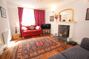 Living Room- click for photo gallery